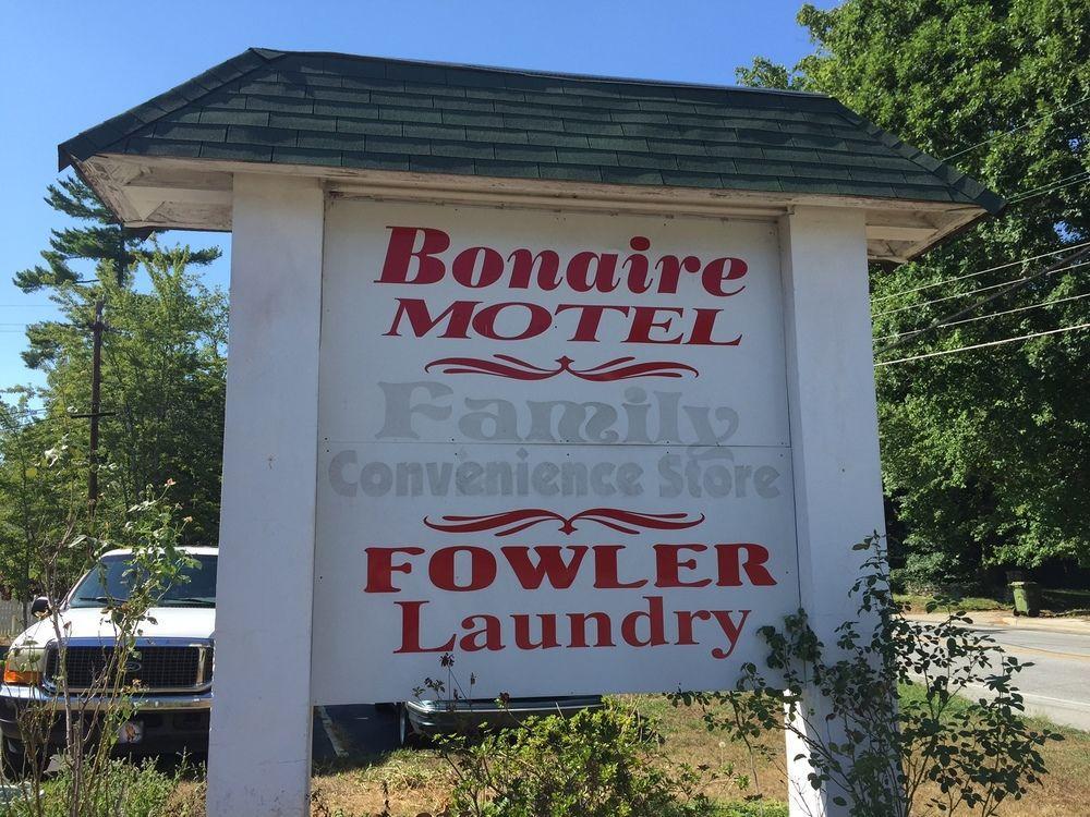 Bonaire Motel Хендерсънвил Екстериор снимка